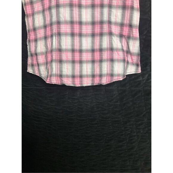 Harley Davidson size Medium pink plaid button top - Picture 10 of 12